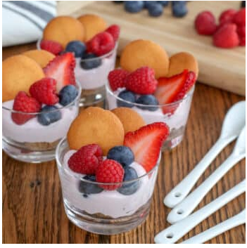 Berry Cheesecake Mousse Cups