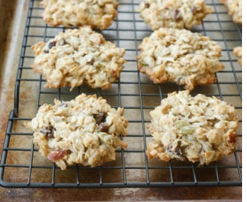 Muesli Breakfast Cookies