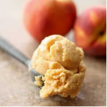 Honey Roasted Peach Frozen Yogurt