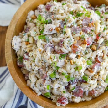 Poppyseed Pasta Salad with Chicken and Grapes